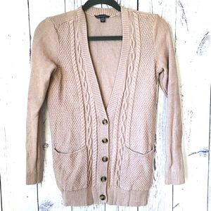 American Eagle Knit button cardigan